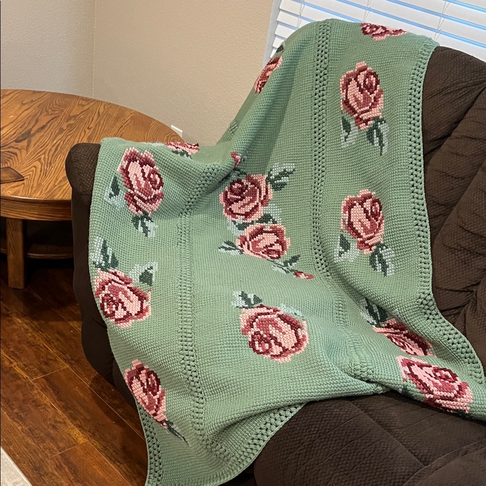 Sage Green Floral Knit Afghan with roses 72x45 handmade vintage